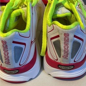 !!Sold!!Saucony Women’s Shoes 👞
